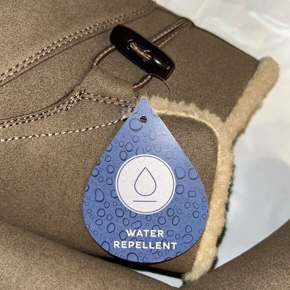 Easy Spirit Tan Ankle Waterproof Boots(Size 8.5M) - Picture 6 of 11